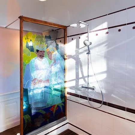 Hotel-musee Bagatelle 아이라니