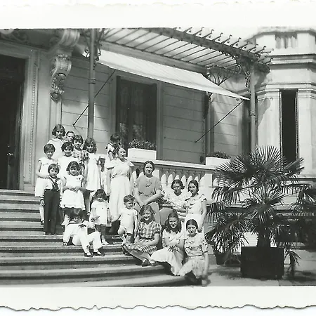 Hotel-musee Bagatelle B&B