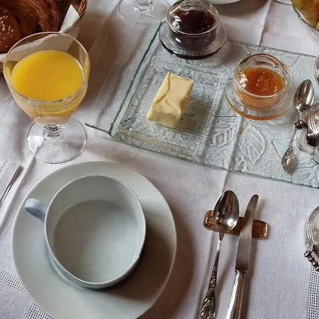 B&B Hotel-musee Bagatelle *