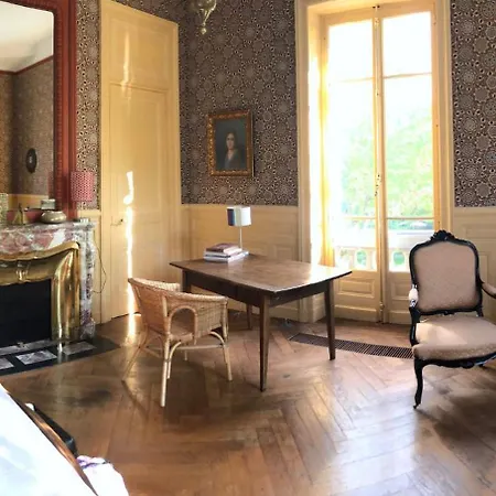 B&B Hotel-musee Bagatelle